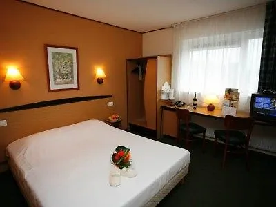 Campanile Hotel&restaurant 3* Delft