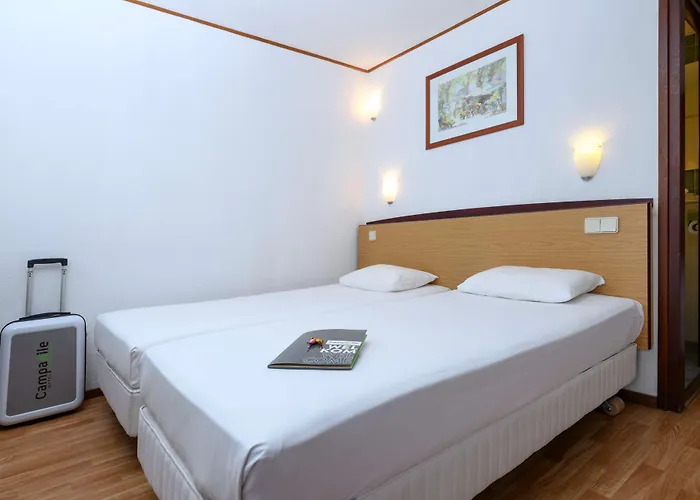 Campanile & Restaurant Отель 3*