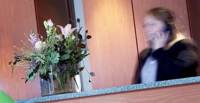 Campanile & Restaurant Делфт