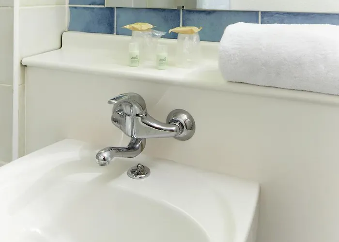 Campanile & Restaurant 3*