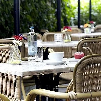 Campanile & Restaurant Делфт