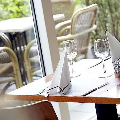 Отель Campanile & Restaurant 3*