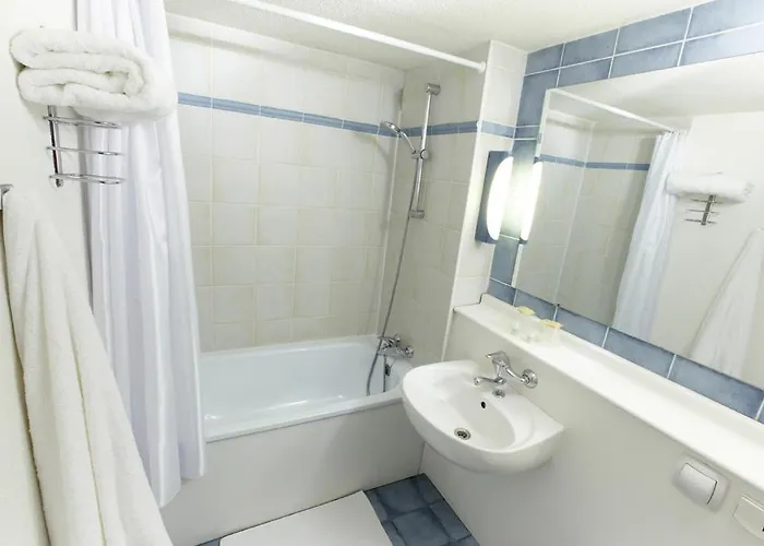 Campanile & Restaurant 3* Делфт