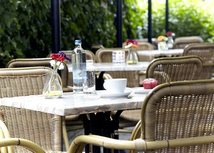 Отель Campanile & Restaurant 3*