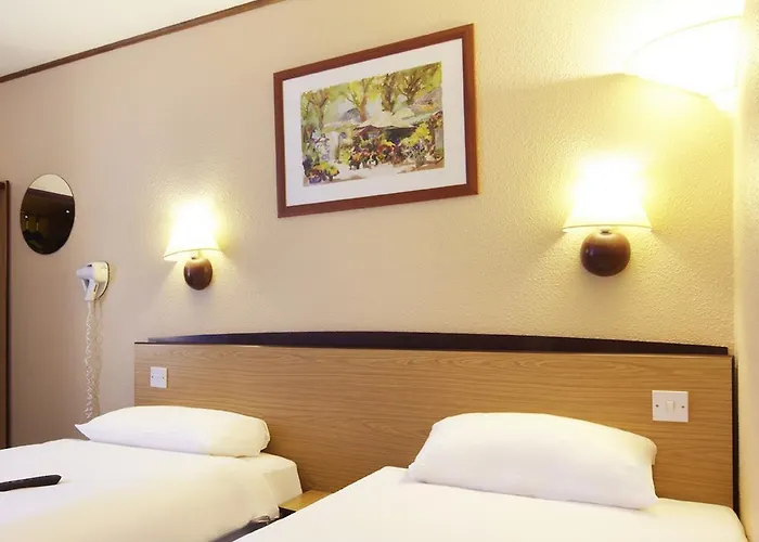 Campanile & Restaurant Делфт