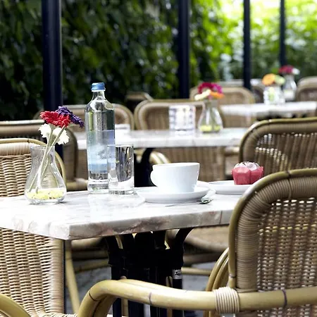 Hotel Campanile & Restaurant 3*