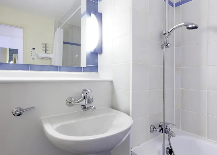 Campanile & Restaurant Otel Delft